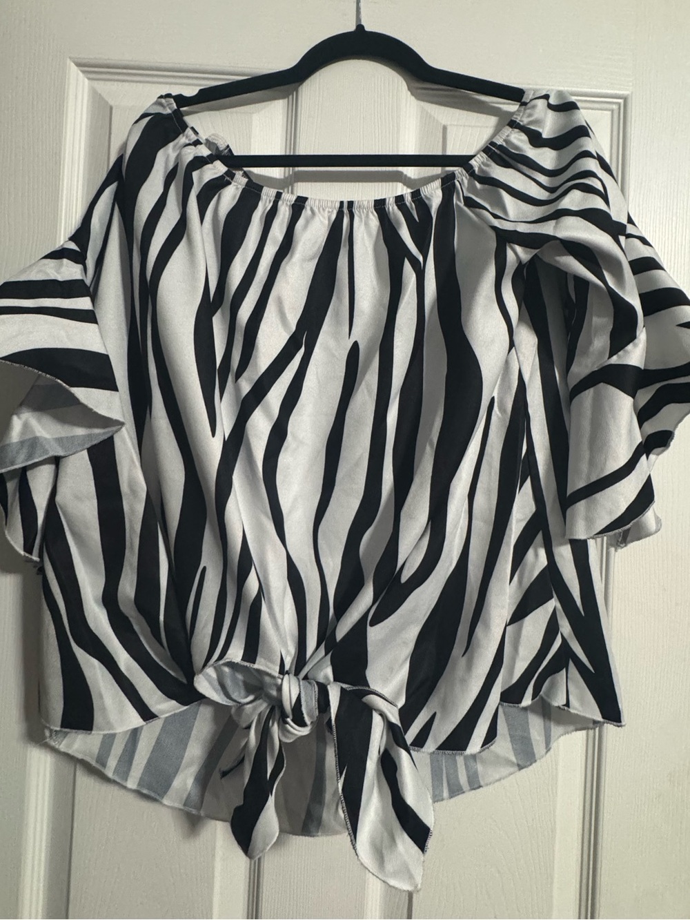 Tie-Front Zebra Print Off-Shoulder Top - Black & White
